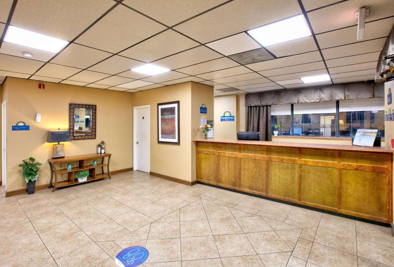 Days-Inn By Wyndham Batesville Ar Eksteriør bilde